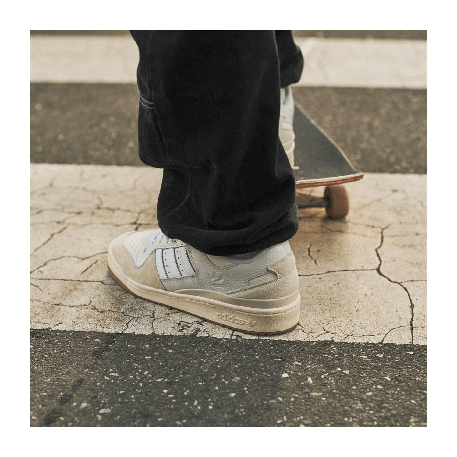 6164696461735F313137313232-0003-uk_130