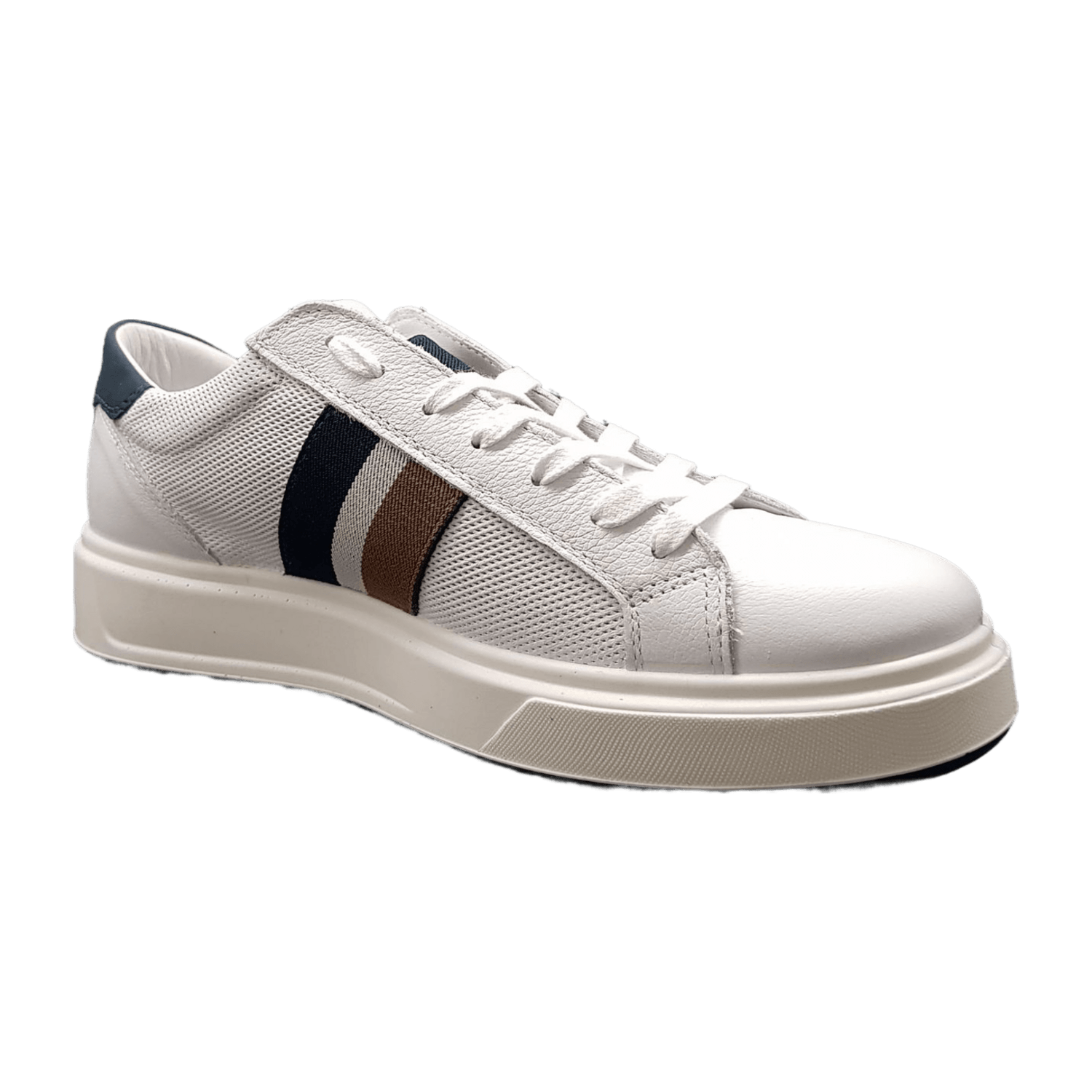 31383137333534-0001-eu_4100