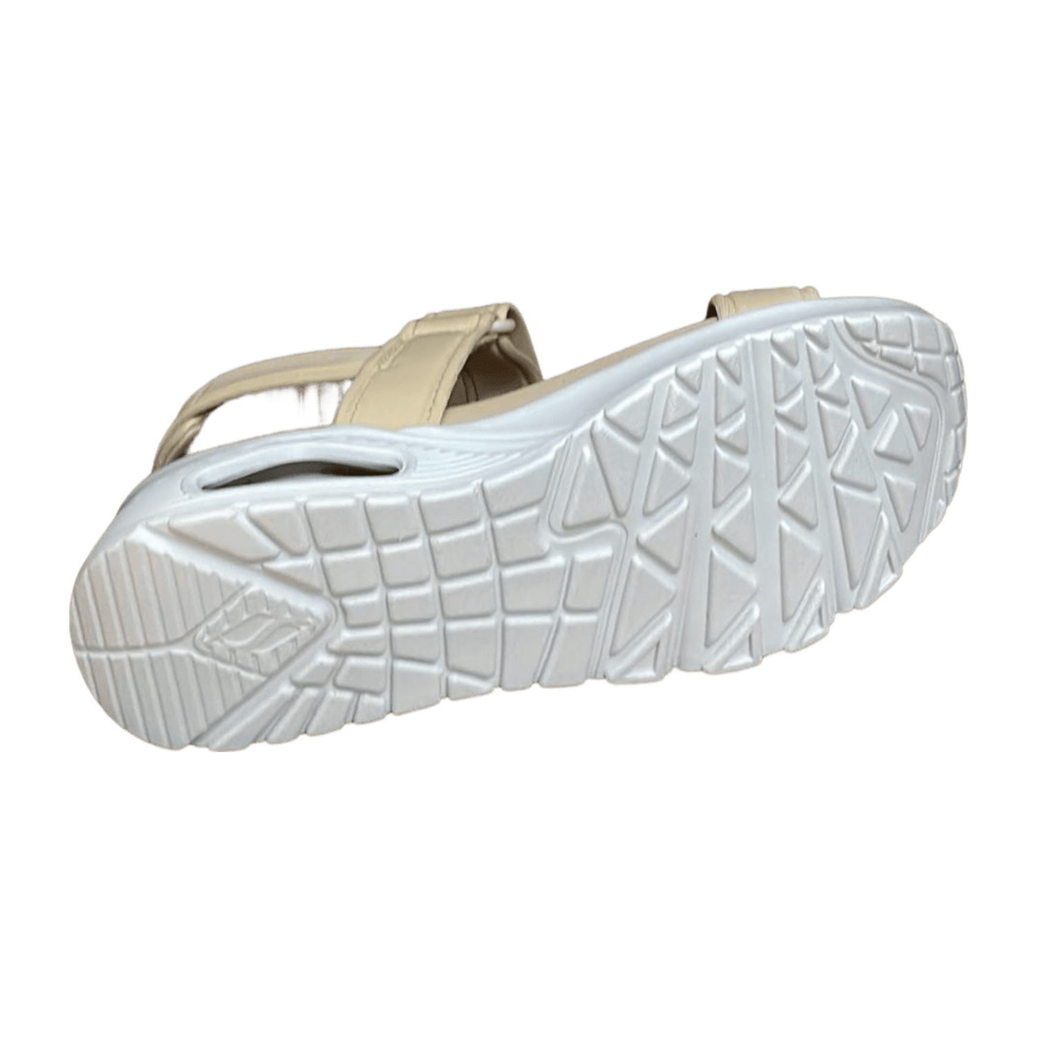 31383230343039-0001-eu_3900