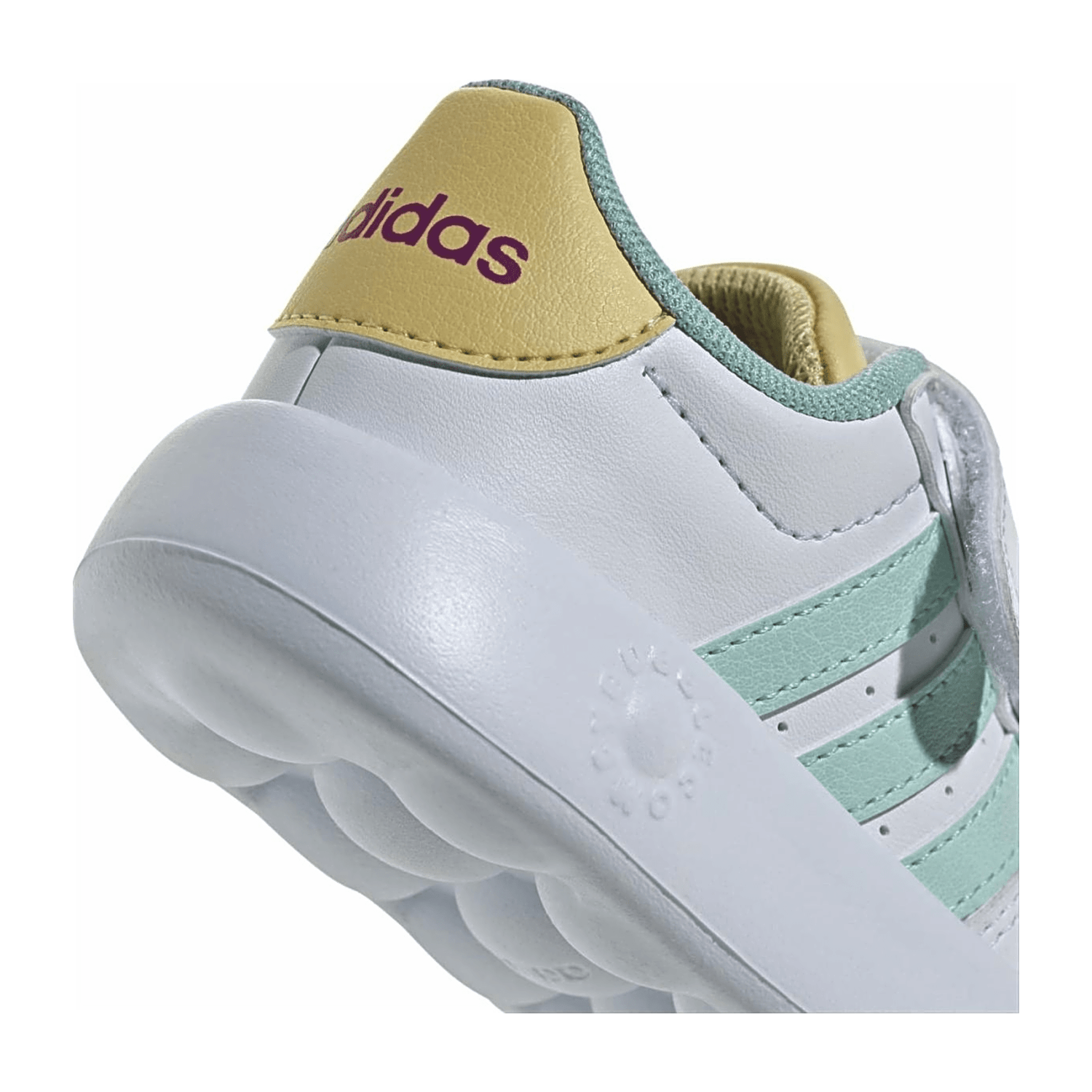 6164696461735F6D64743634-0005-eu_2600