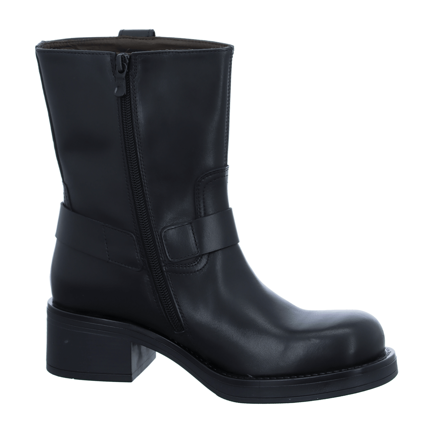 31383935383730-0001-eu_3900