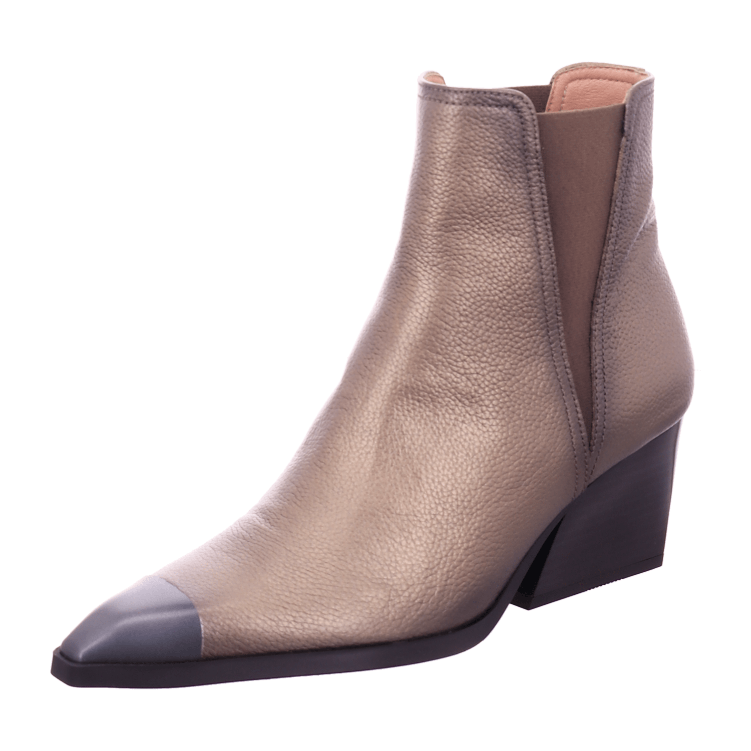 31393132323932-0001-eu_3700