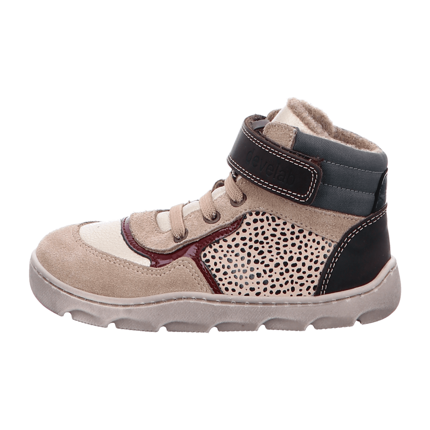 31393135303439-0001-eu_2500