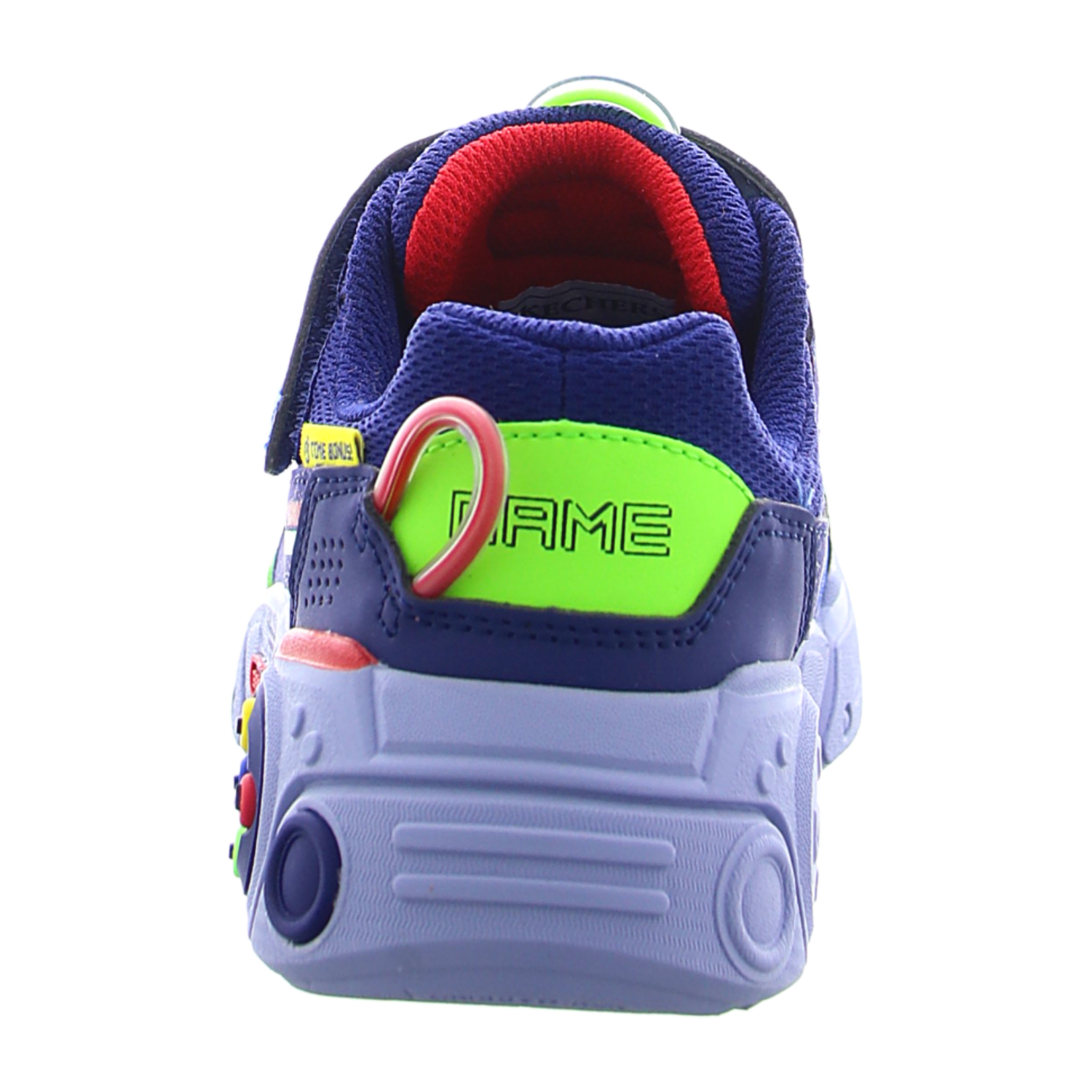 32303635373637-0001-eu_2700