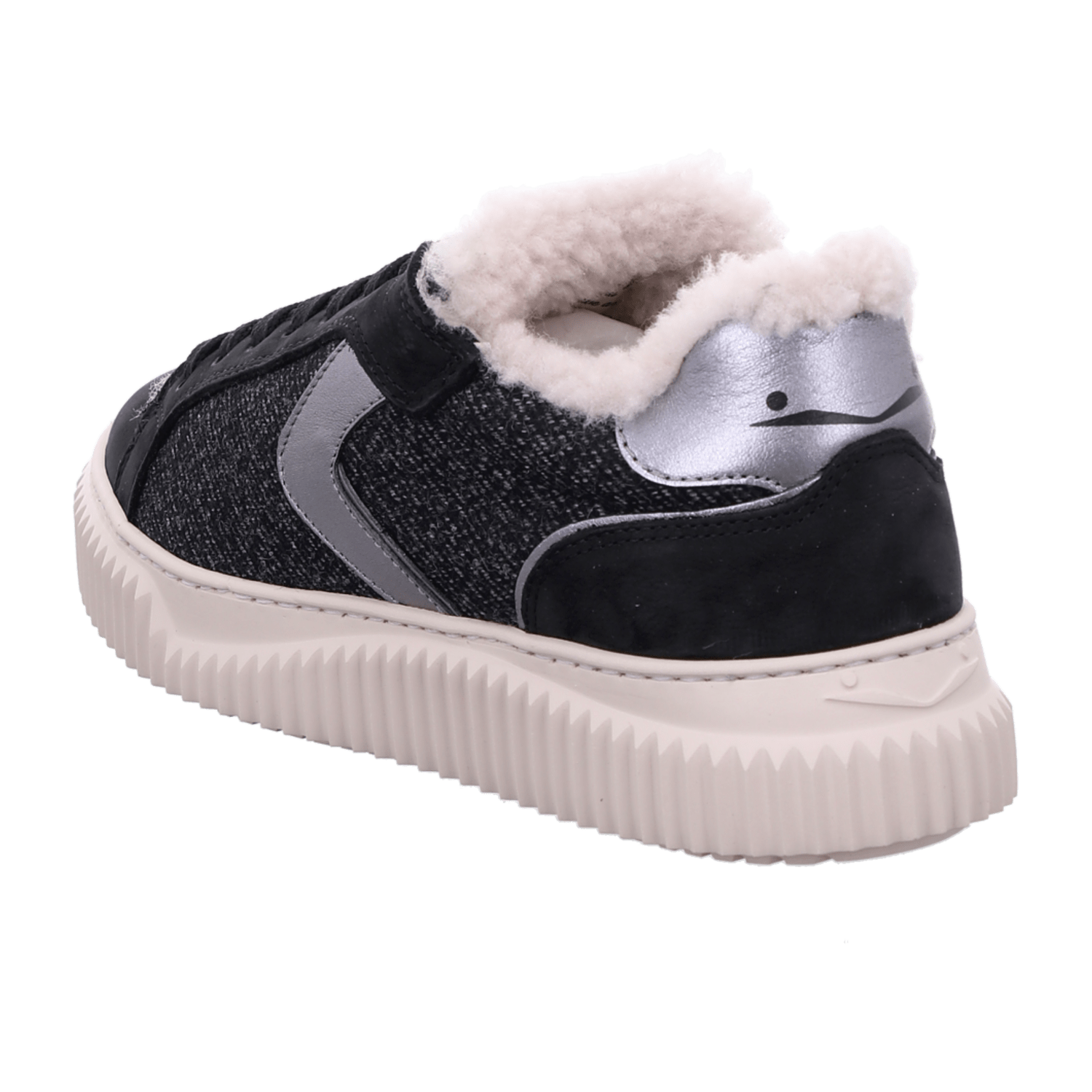 32313031353735-0001-eu_3700