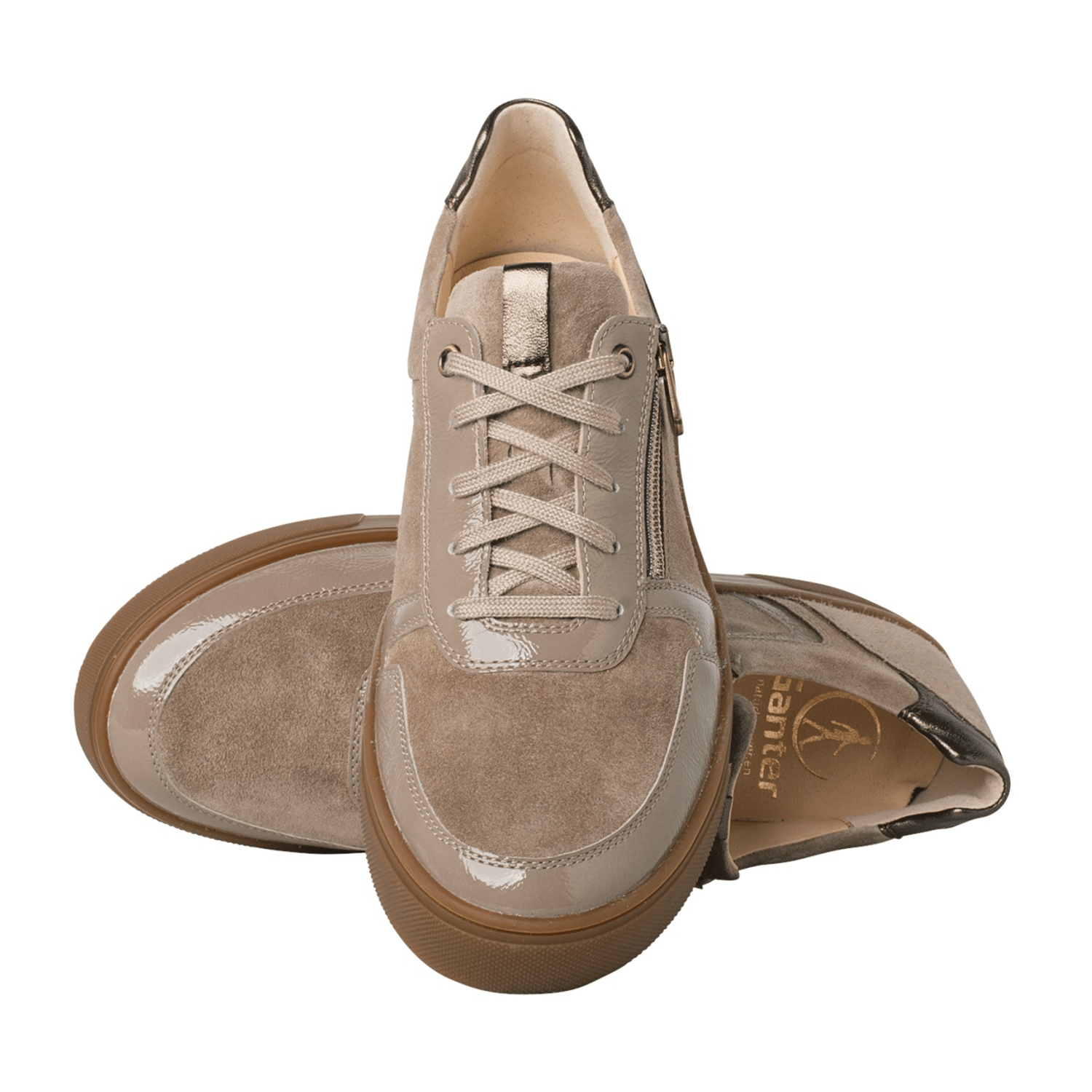 32313032363930-0001-uk_40