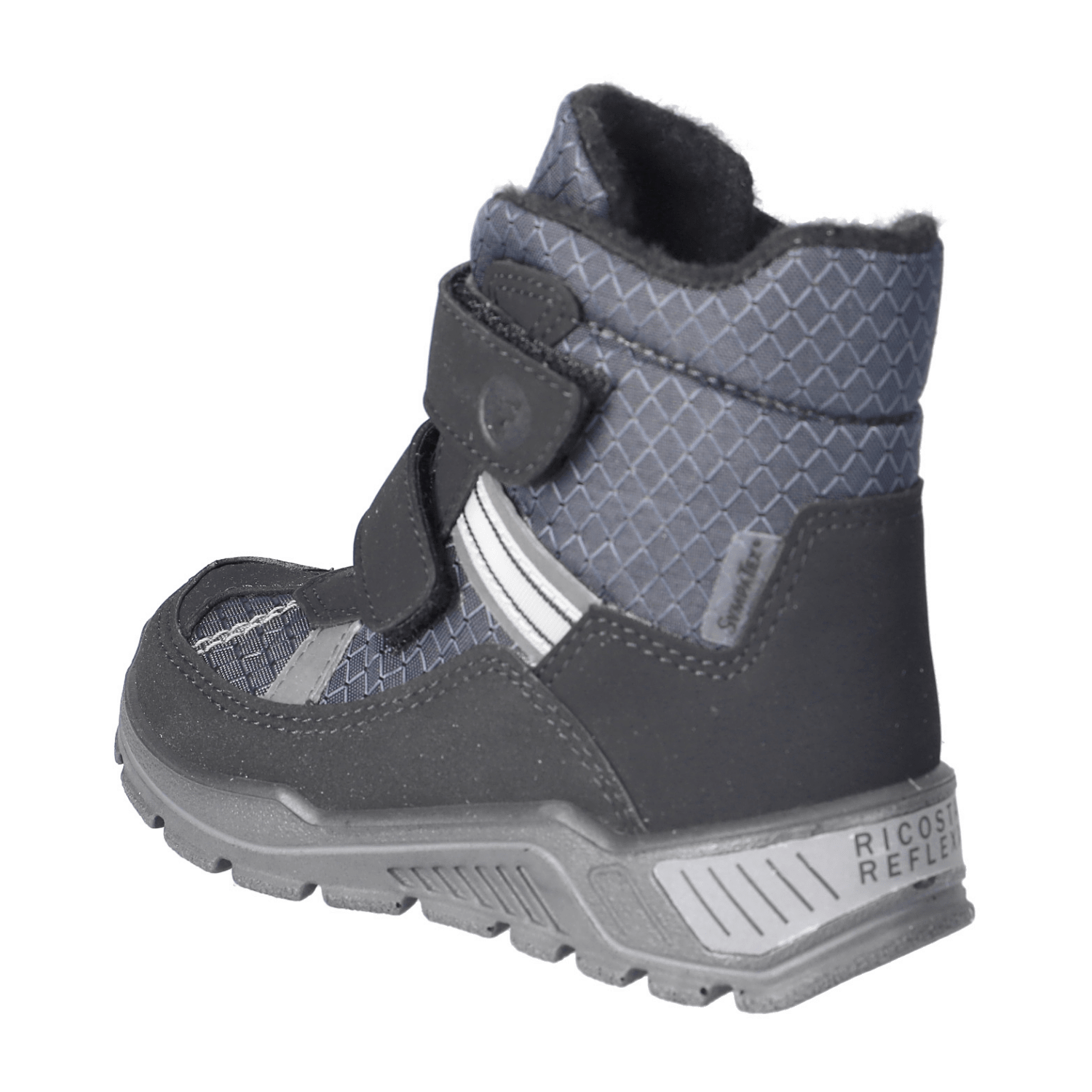 32313035313031-0001-eu_3200