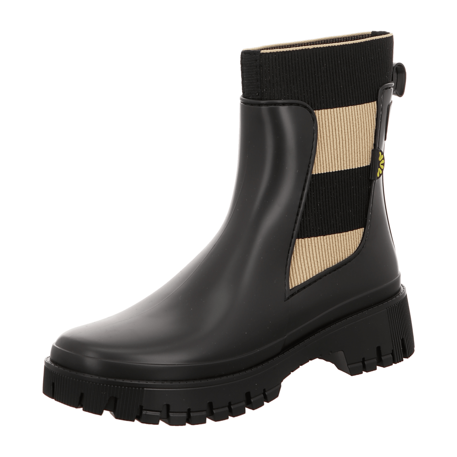 32313138333739-0001-eu_3700