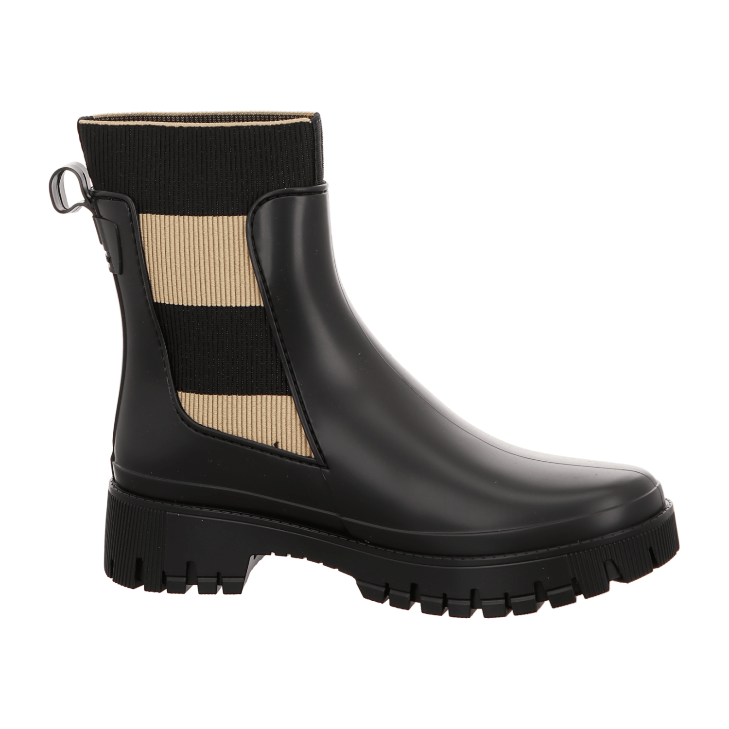 32313138333739-0001-eu_3700