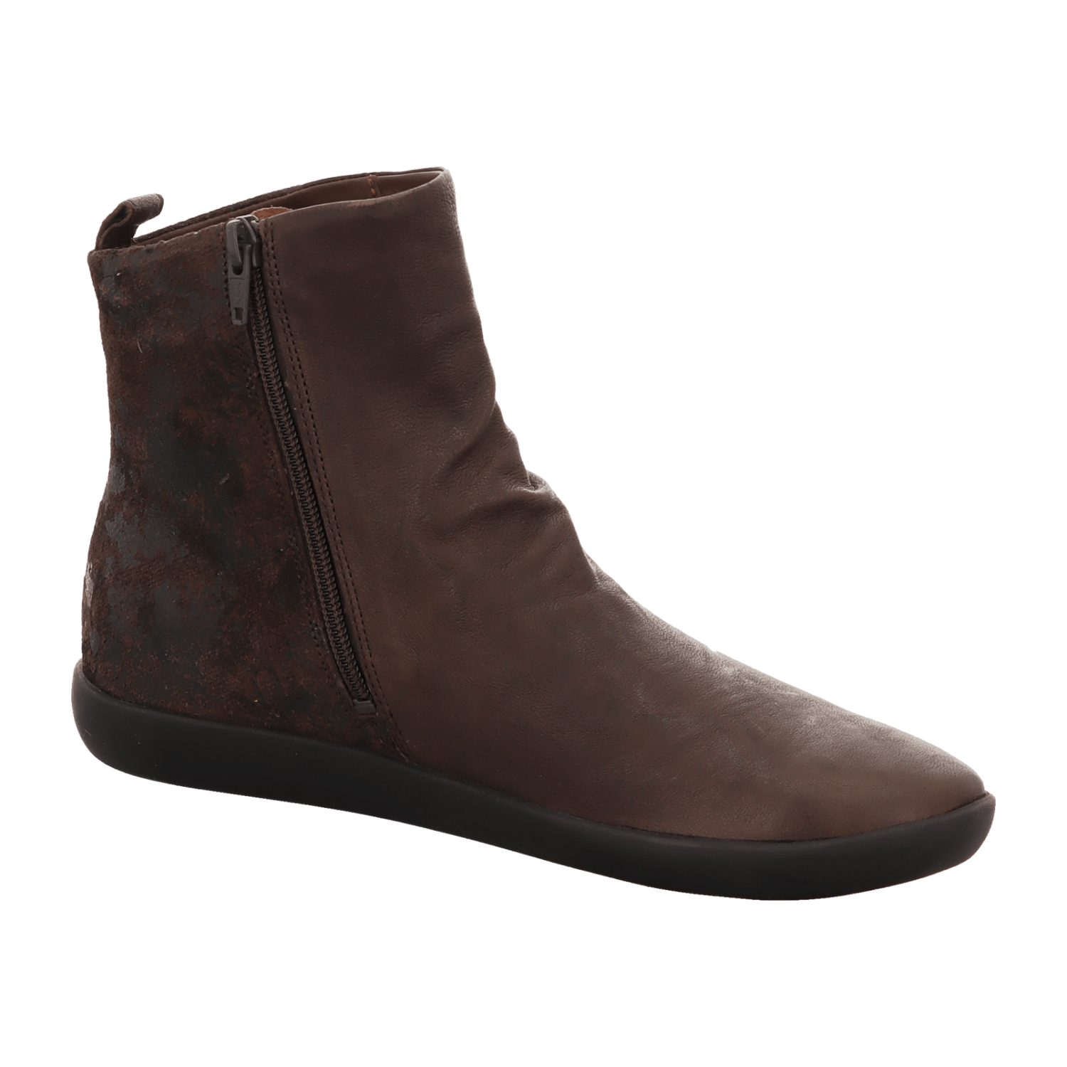 32313139363832-0001-eu_3900