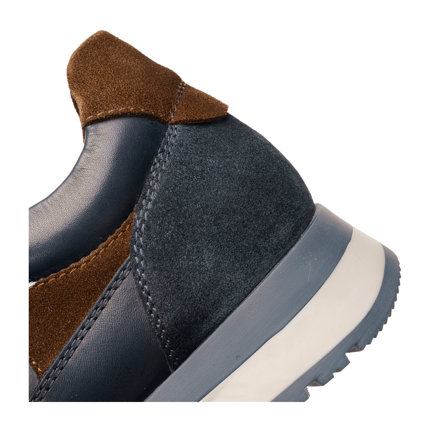 32313530313034-0001-eu_4000