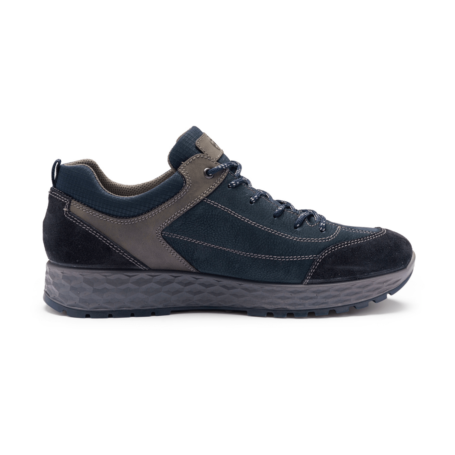 32313530313337-0001-eu_4000