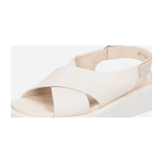 Post XChange beige leather