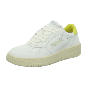 Back 70 Sneaker