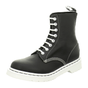 Dr. Martens Airwair 1460 Pascal Boot