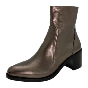 Donna Carolina 0.005.001-001
